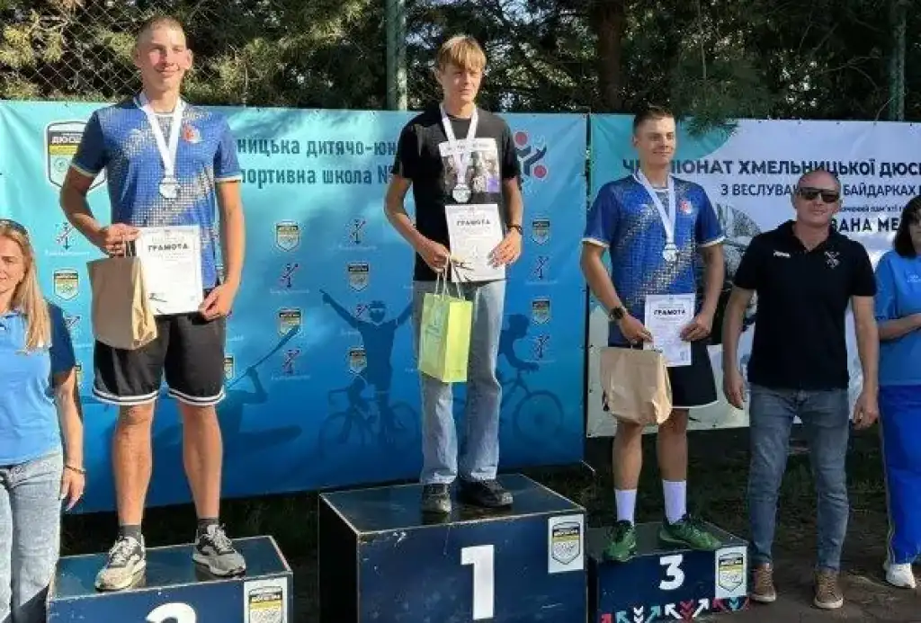 Тернопільські веслувальники привезли з чемпіонату вісім медалей, серед них дві золоті