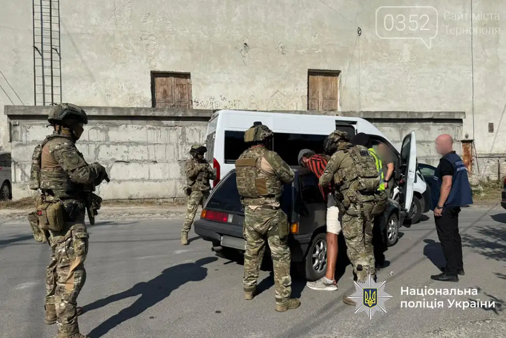 На Тернопільщині викрили кілька наркогруп: вилучено наркотиків на понад мільйон гривень