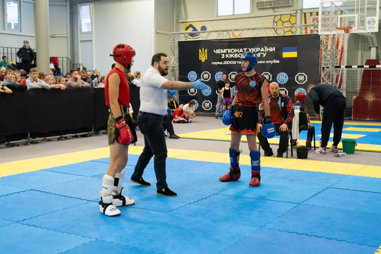 Тернопільські юні спортсмени вибороли призові місця на всеукраїнських змаганнях з кікбоксингу
