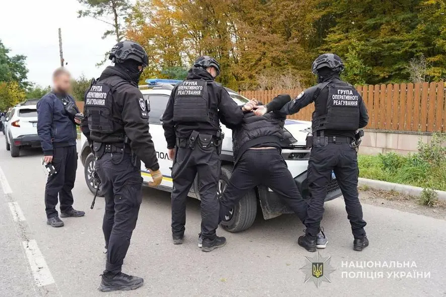На Тернопільщині відомий бізнесмен напав на працівників ТЦК, аби «визволити» свого співробітника