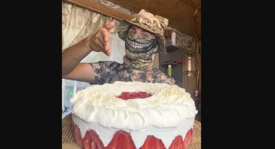Маркіян Красно: військовий, який варить згущене на буржуйці й надихає кулінарними відео