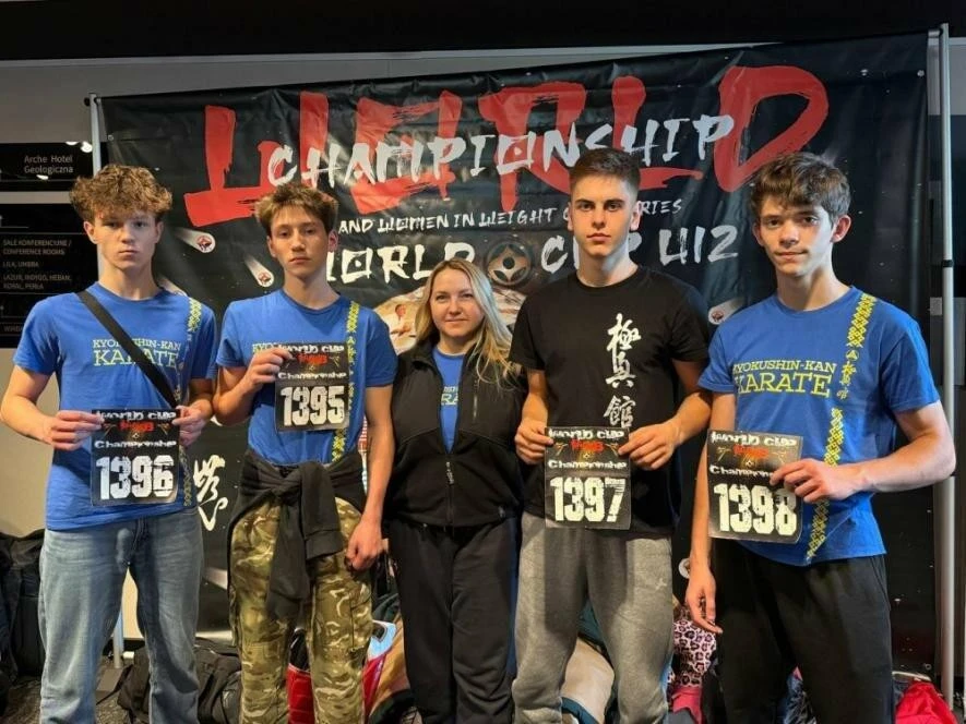 Українські каратисти увійшли до світової еліти на чемпіонаті у Варшаві