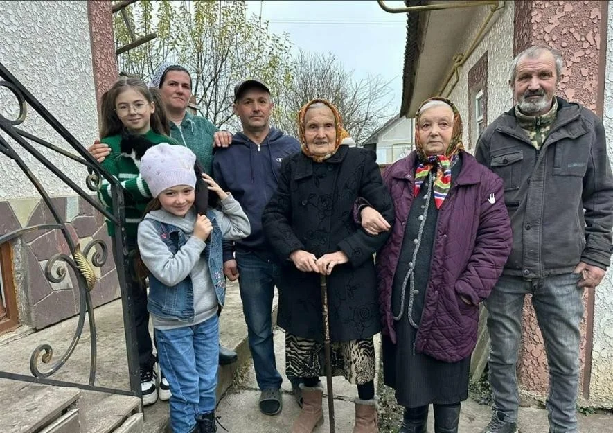 Століття сили і любові: жителька Сновидова ділиться пережитим і секретами довгого життя