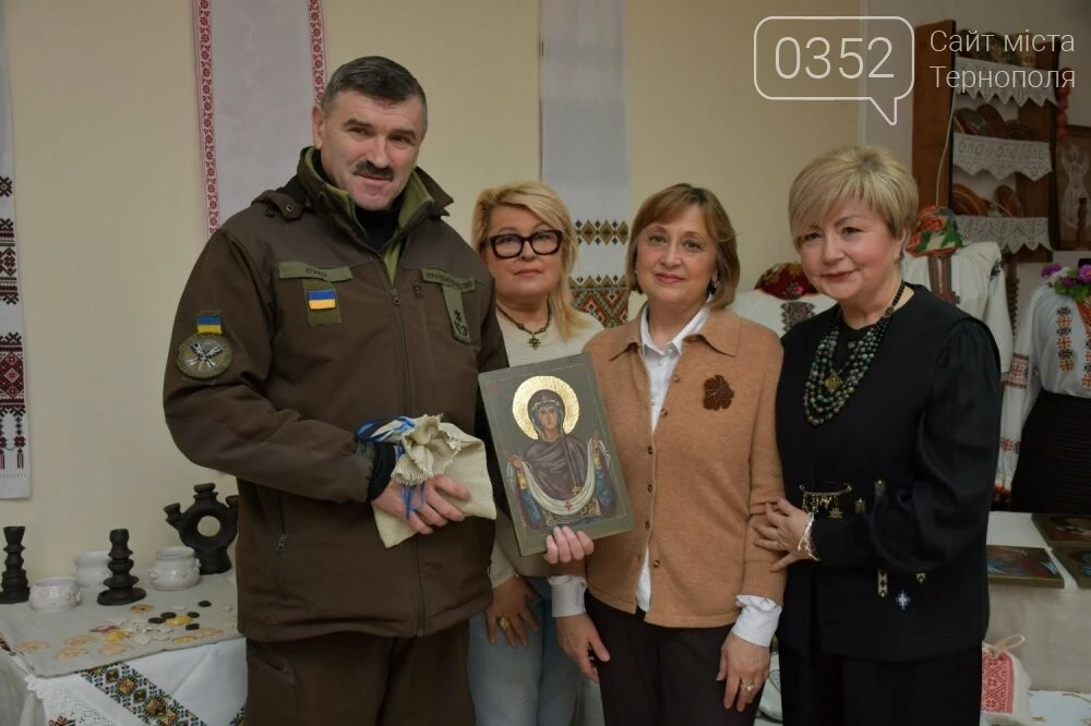 Тепло в дорогу: у Тернополі підбили підсумки ініціативи підтримки захисників