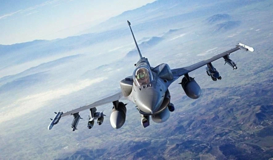 Майже повний щит у небі: як F-16 відбили масовану ракетну атаку РФ