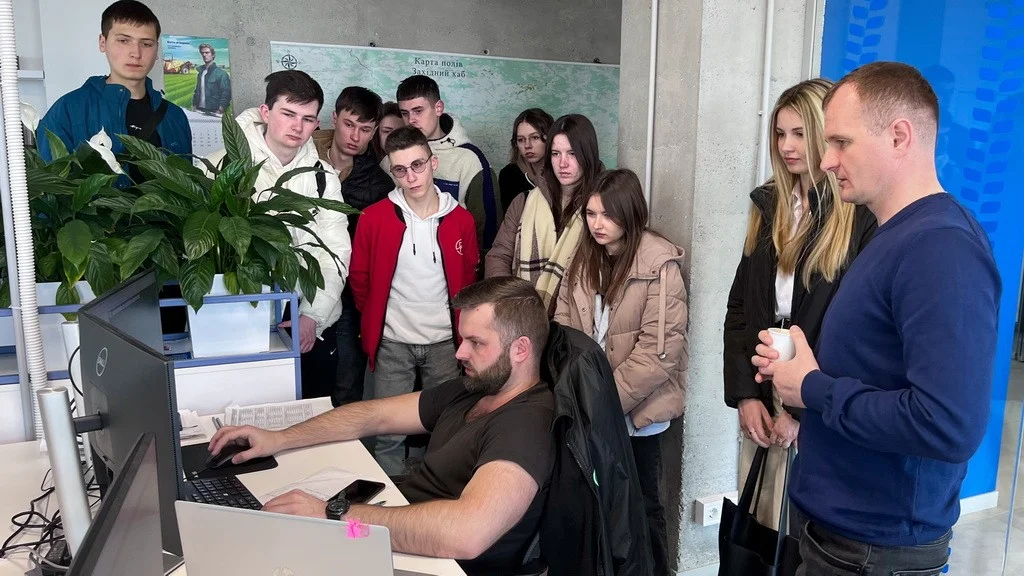 Історія, що почалася з випадкового вибору: як 20-річна студентка з Тернополя будує кар’єру в агрономії