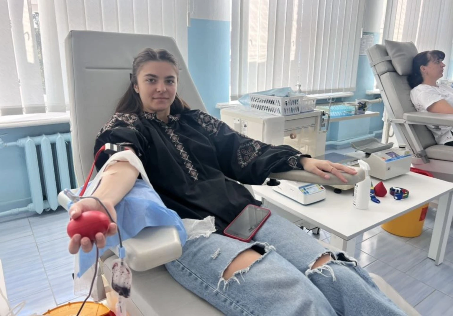 Вогонь на птахофермі: у Дзвинячі пожежу гасили кілька підрозділів