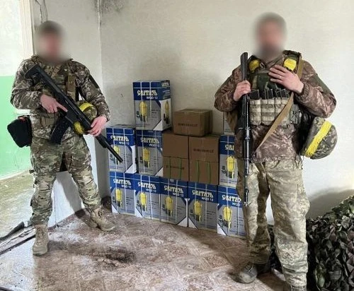 Ферма з Тернопільщини допомогла військовим облаштувати позиції на передовій