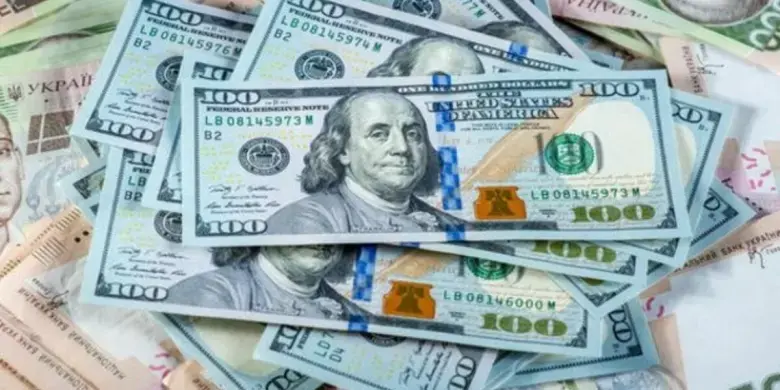 Валютні перспективи після Великодня: чого чекати від курсу долара та євро