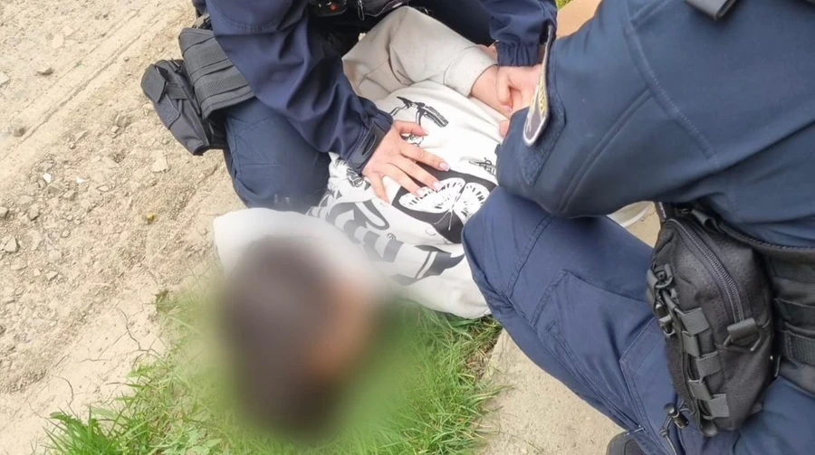 На Закарпатті дев’ятикласник вчинив стрілянину під час уроку: є поранений