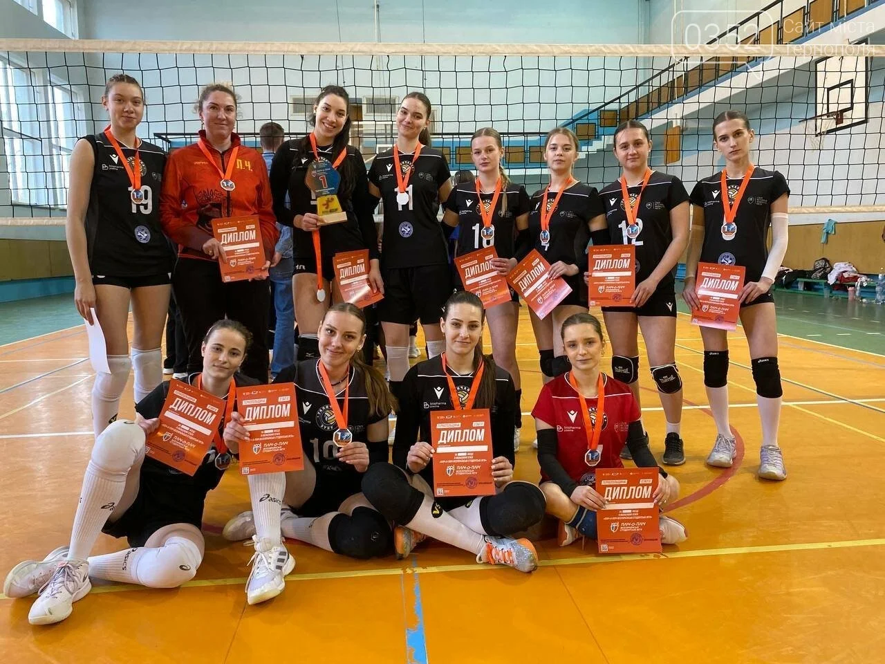 Тріумф волейболісток ЗУНУ: команда виборола путівку на регіональний етап