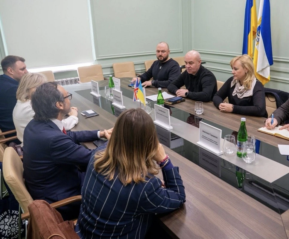 Тернопіль і Британія розширюють партнерство у сфері освіти та соціальних ініціатив