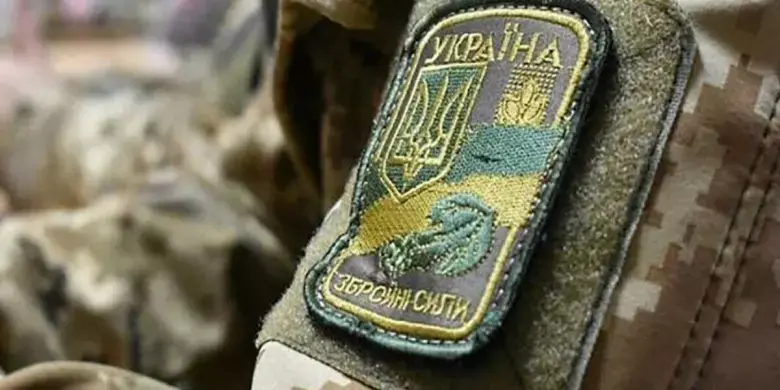 Контракт замість примусу: як українці старше 60 років можуть легально долучитися до лав ЗСУ в тилових підрозділах
