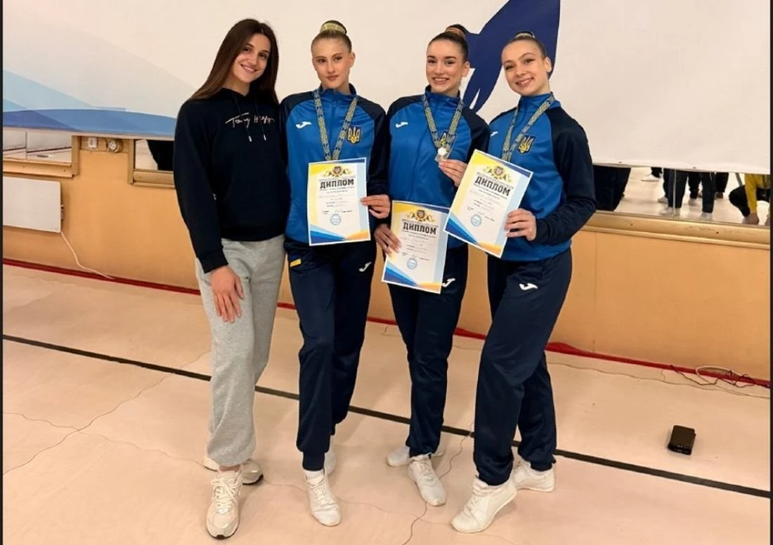 Тернопільські аеробістки привезли срібні нагороди з дорослого чемпіонату України у столиці